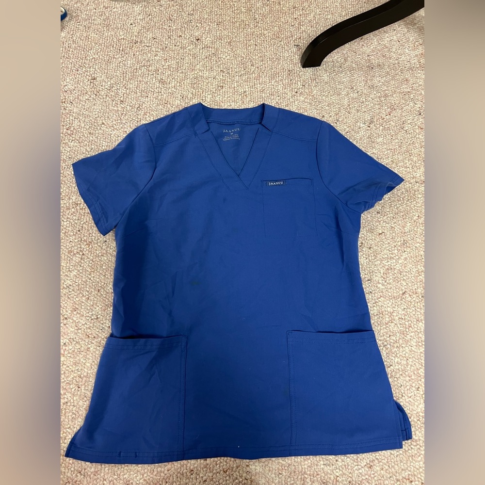 Women’s jaanuu top